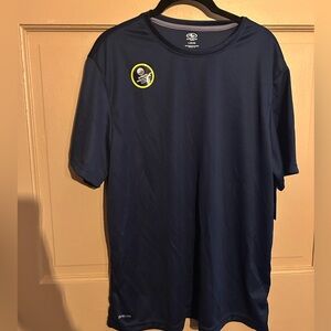 Athletic Works Men Breathable short sleeve  top size Large